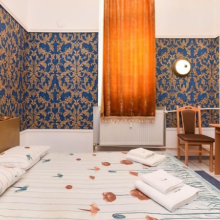 Historical Lion'S Bridge 1-Bedroom Apartment By Flat Mаnager Sofia Buitenkant foto